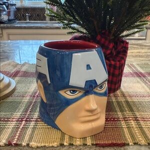Captain America Marvel 3D mug from Disney store